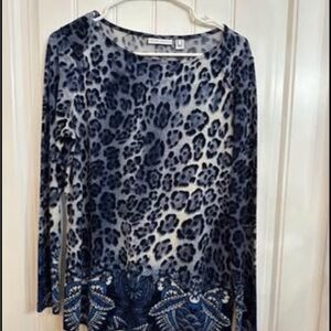 Susan Graver Blue Leopard Long Sleeve Top